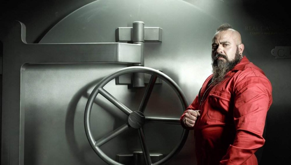 Oslo named adopted from the city of Norway, one of the not so best Money heist characters.